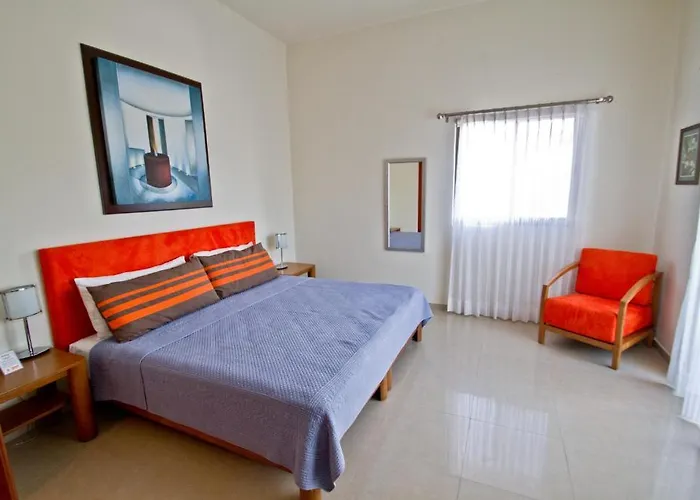Apartahotel Palmar Del Sol